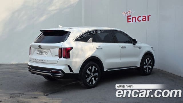 Kia Sorento 2021 — Фото 2/20