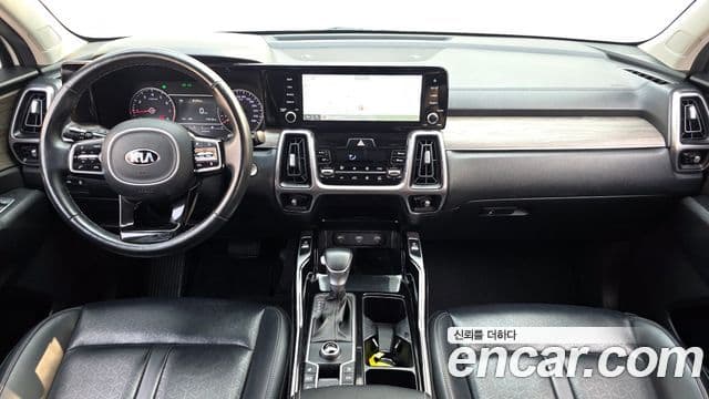 Kia Sorento 2021 — Фото 7/20