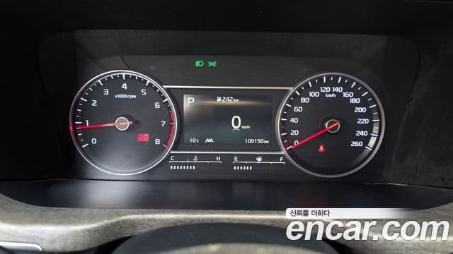 Kia Sorento 2021 — Фото 8/20