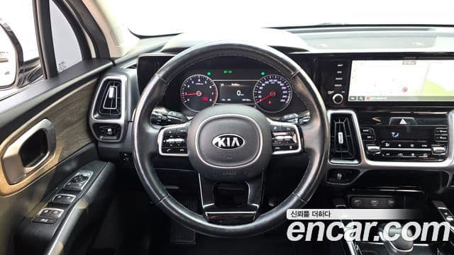 Kia Sorento 2021 — Фото 13/20