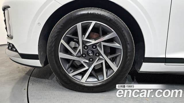 Hyundai Grandeur 2023 — ფოტო 5/20