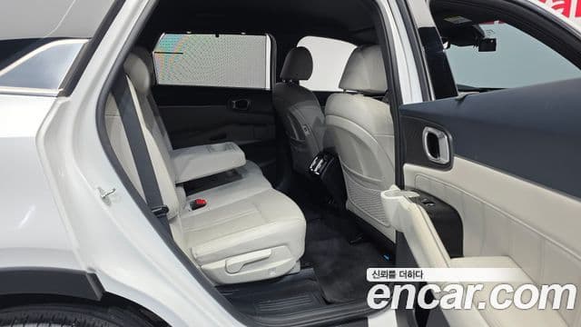 Kia Sorento 2022 — Şəkil 12/20