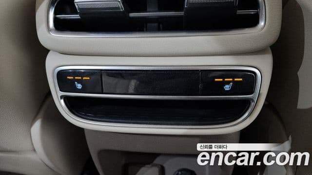 Genesis GV80 2022 — ფოტო 18/20