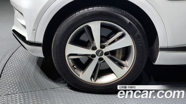 Genesis GV80 2023 — ფოტო 5/20