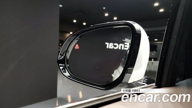 Genesis GV80 2023 — ფოტო 17/20