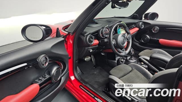 Mini Cooper S Convertible 2020 — Фото 10/20