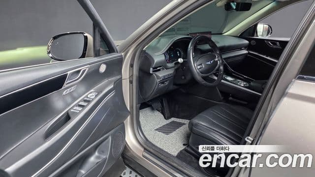 Genesis GV80 2021 — ფოტო 8/20