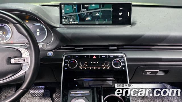 Genesis GV80 2021 — ფოტო 13/20