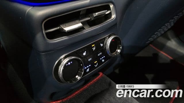 Genesis GV70 2021 — Şəkil 17/20