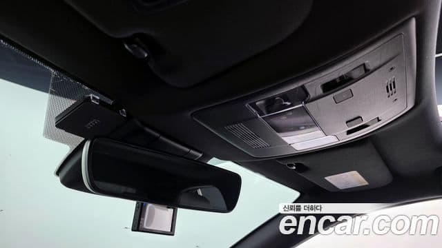 Lexus UX250h 2021 — ფოტო 17/20