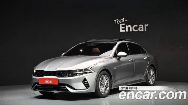 Kia K5 2023 — Şəkil 1/20