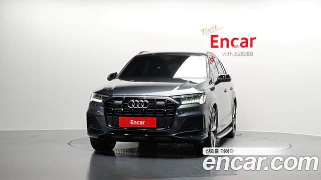 Audi Q7 2022 — ფოტო 3/20