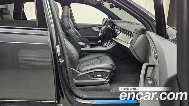 Audi Q7 2022 — ფოტო 11/20
