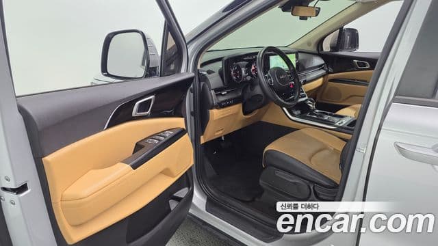 Kia Carnival 2022 — Şəkil 10/20