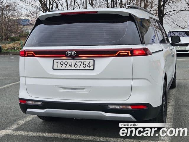 Kia Carnival 2022 — Şəkil 6/20