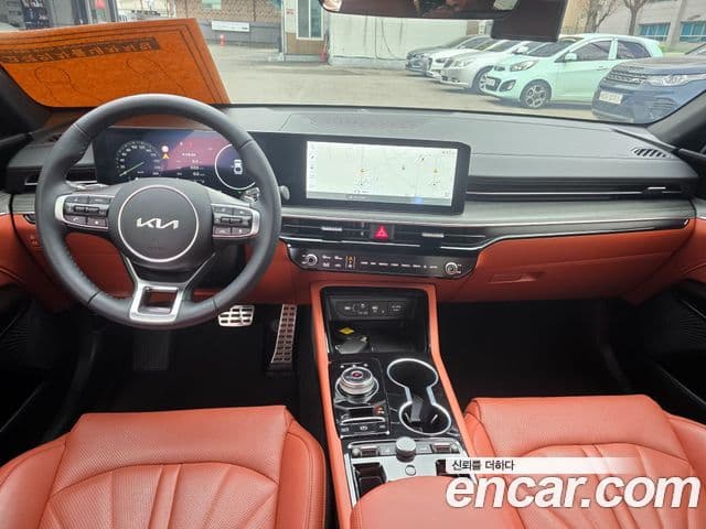 Kia K5 2024 — Şəkil 11/18