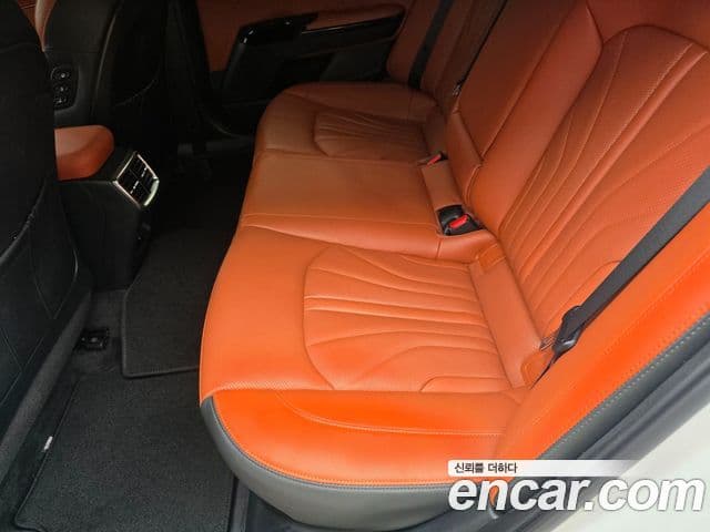 Kia K5 2024 — Şəkil 14/18