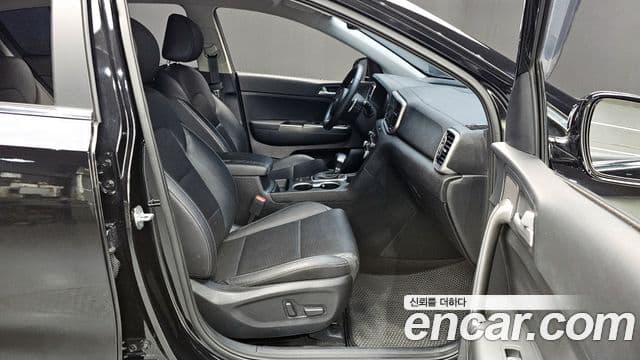 Kia Sportage The Bold 2021 — Şəkil 11/20