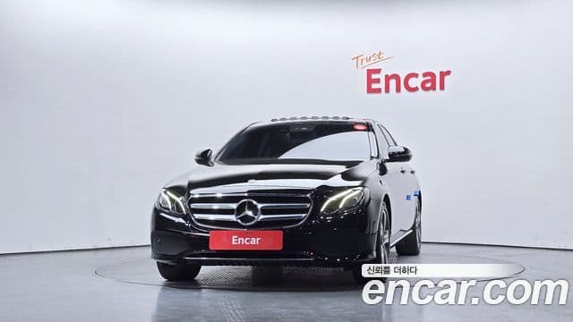 Mercedes-Benz E-Class 2019 — ფოტო 3/20