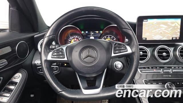Mercedes-Benz C-Class 2018 — ფოტო 13/20