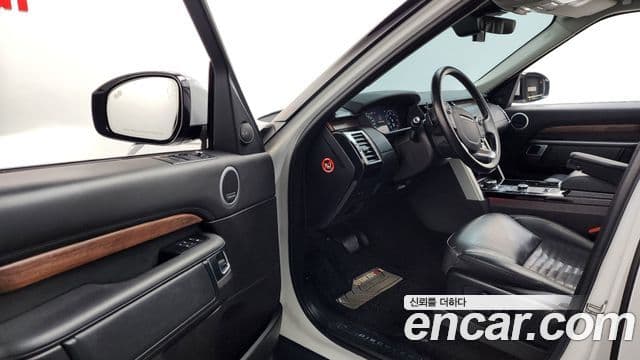 Land Rover Discovery 5 2018 — Şəkil 19/20
