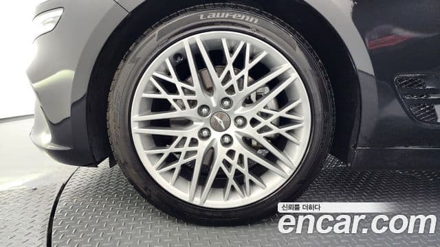 Genesis G70 2021 — ფოტო 20/20