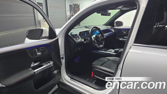 Mercedes-Benz GLB-Class 2021 — ფოტო 10/20