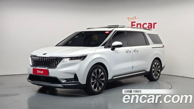 Kia Carnival 2020 — Фото 1/20
