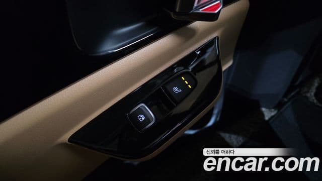 Kia Carnival 2020 — Фото 18/20