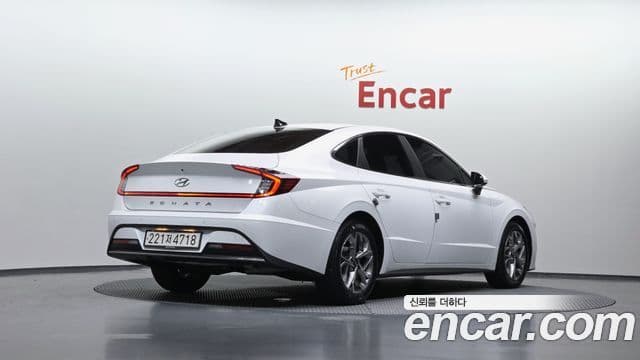Hyundai Sonata Hybrid 2021 — ფოტო 11/20