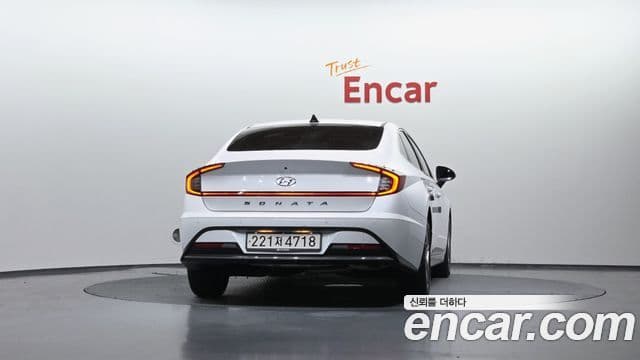 Hyundai Sonata Hybrid 2021 — ფოტო 10/20
