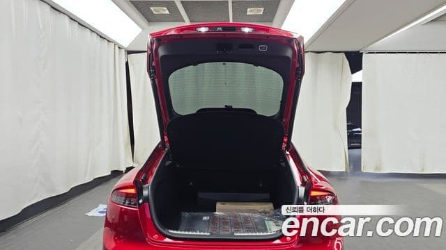 Kia Stinger 2021 — Şəkil 20/20