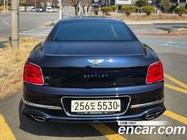 Bentley Flying Spur 2022 — Şəkil 3/15