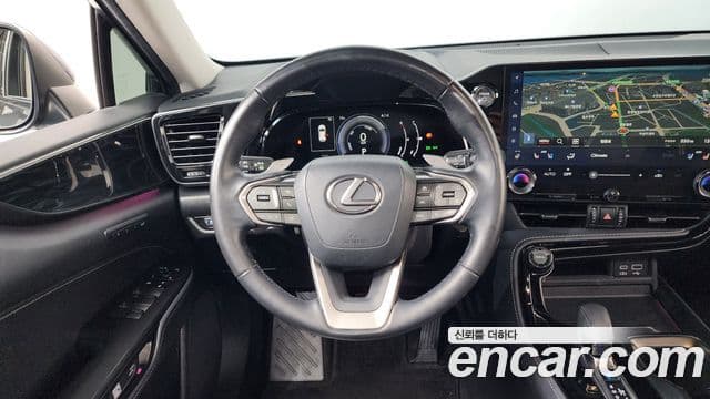 Lexus NX350h 2023 — Şəkil 13/20