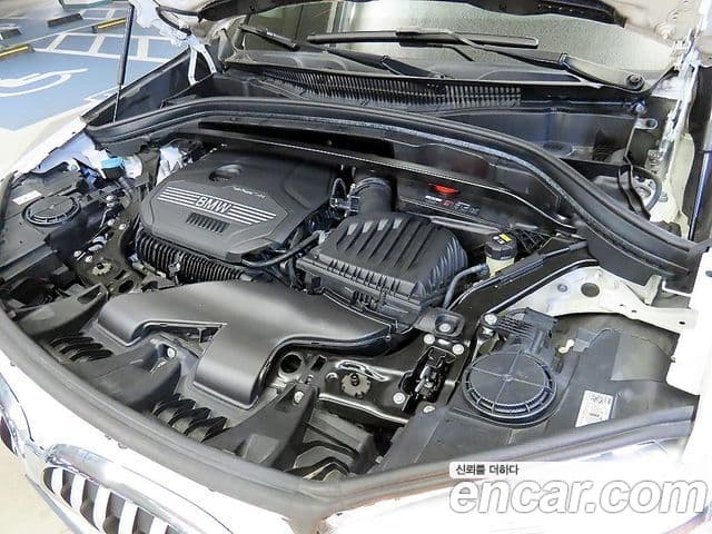 BMW X1 2022 — ფოტო 19/20