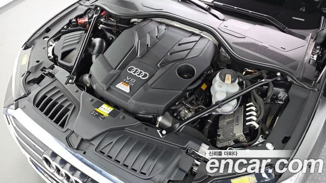 Audi A8 2021 — Şəkil 5/20