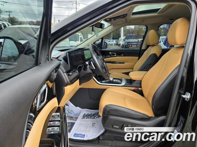 Kia Carnival 2023 — Фото 6/20