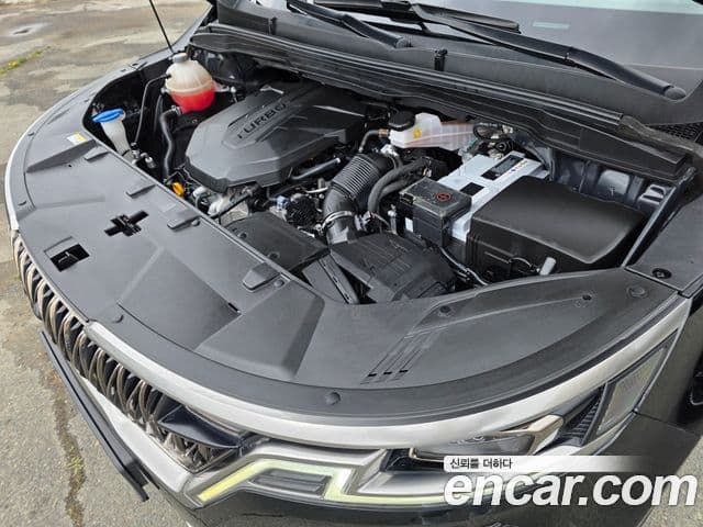 Kia Carnival 2023 — Фото 19/20