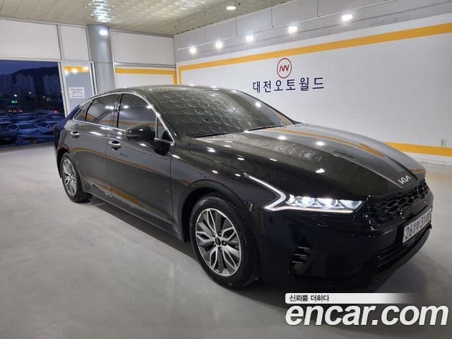 Kia K5 2023 — ფოტო 2/20