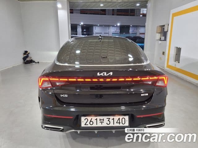 Kia K5 2023 — ფოტო 4/20