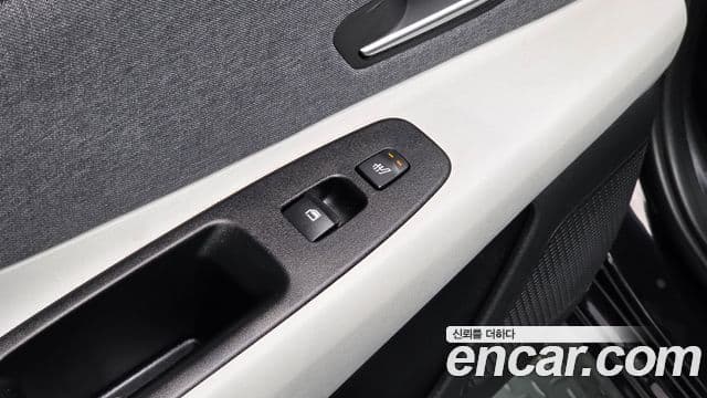 Hyundai The New Avante Hybrid 2020 — Şəkil 9/20