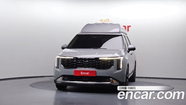 Kia Carnival 2023 — ფოტო 3/20