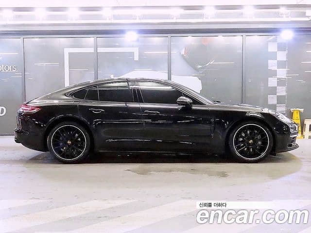 Porsche Panamera 2019 — Şəkil 20/20