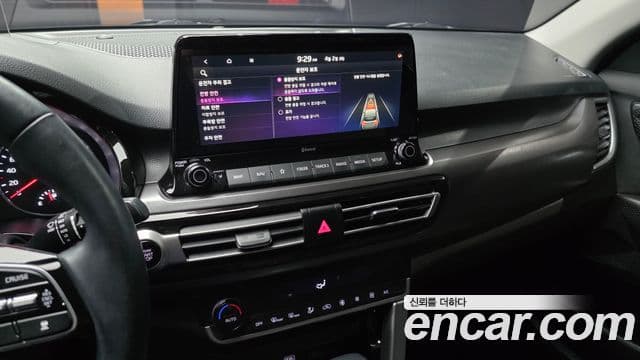 Kia Seltos 2019 — Şəkil 14/20