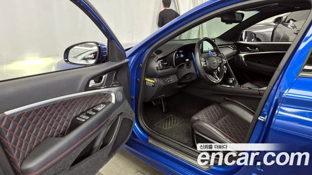 Genesis G70 2020 — ფოტო 10/20