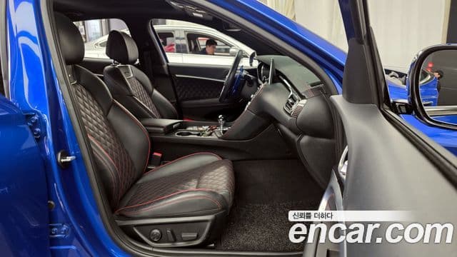 Genesis G70 2020 — ფოტო 11/20