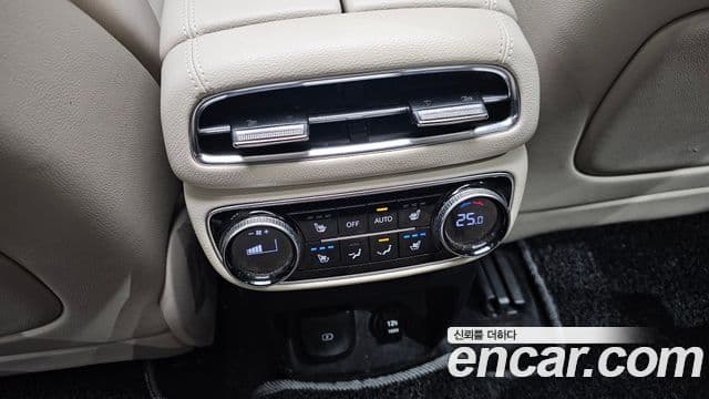 Genesis GV80 2021 — Şəkil 18/20