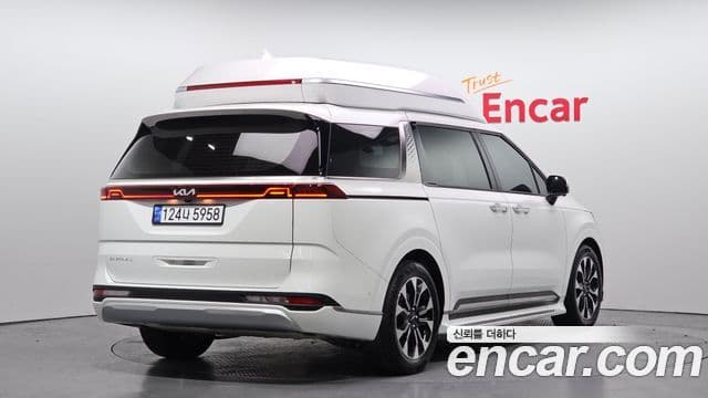 Kia Carnival 2022 — Фото 2/20