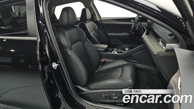 Kia K5 2021 — ფოტო 10/20