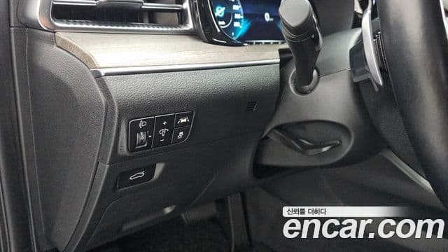 Kia K5 2021 — ფოტო 16/20